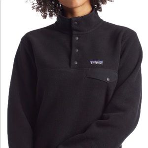 Lightweight Patagonia Quarter Snap Fleece Pullover